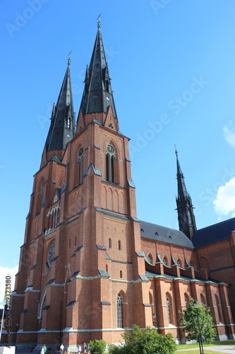 Uppsala: Die Türme der berühmten Domkirche St. Erik (Schweden)
