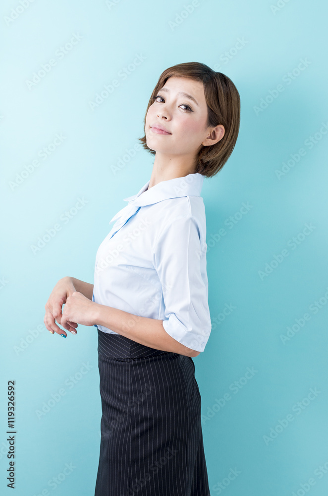 20代の働く女性