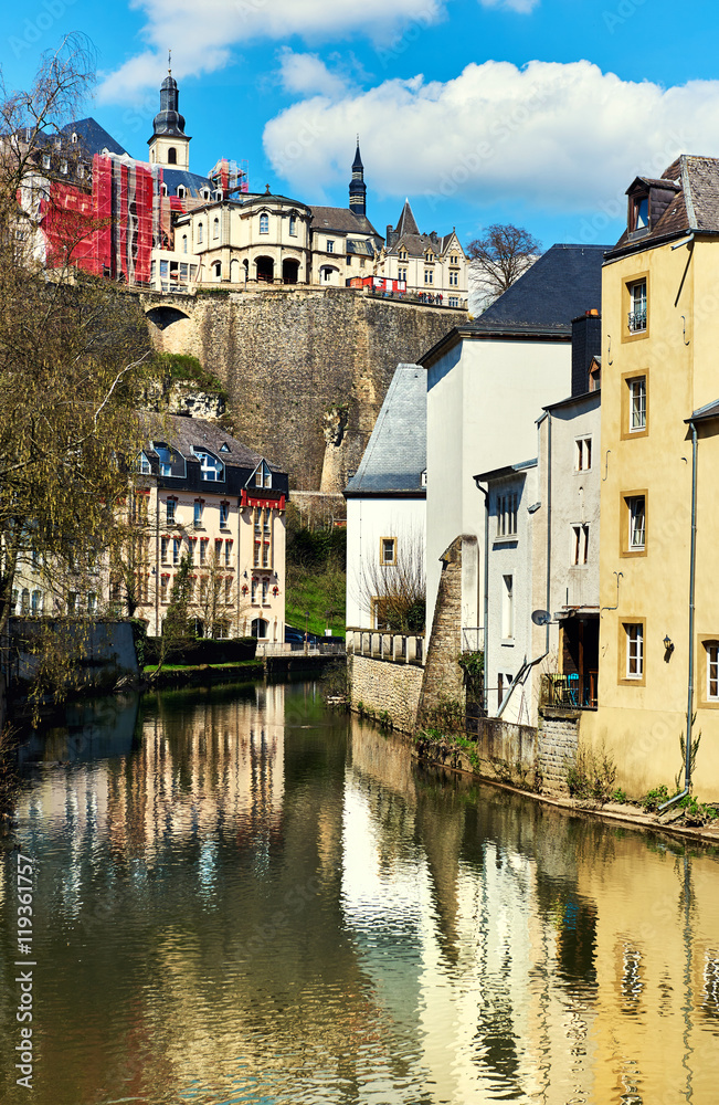Fototapeta premium Scenic view of the Luxembourg City and the Alzette river