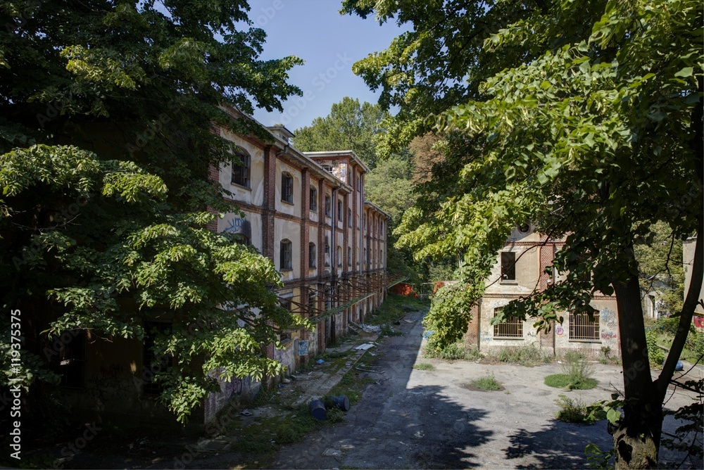Verlassene Fabrik in Norditalien