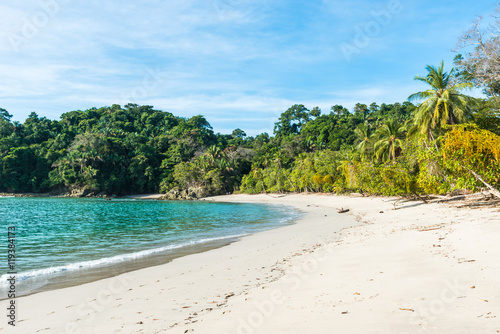Manuel Antonio, Costa Rica - beautiful tropical beach © Simon Dannhauer
