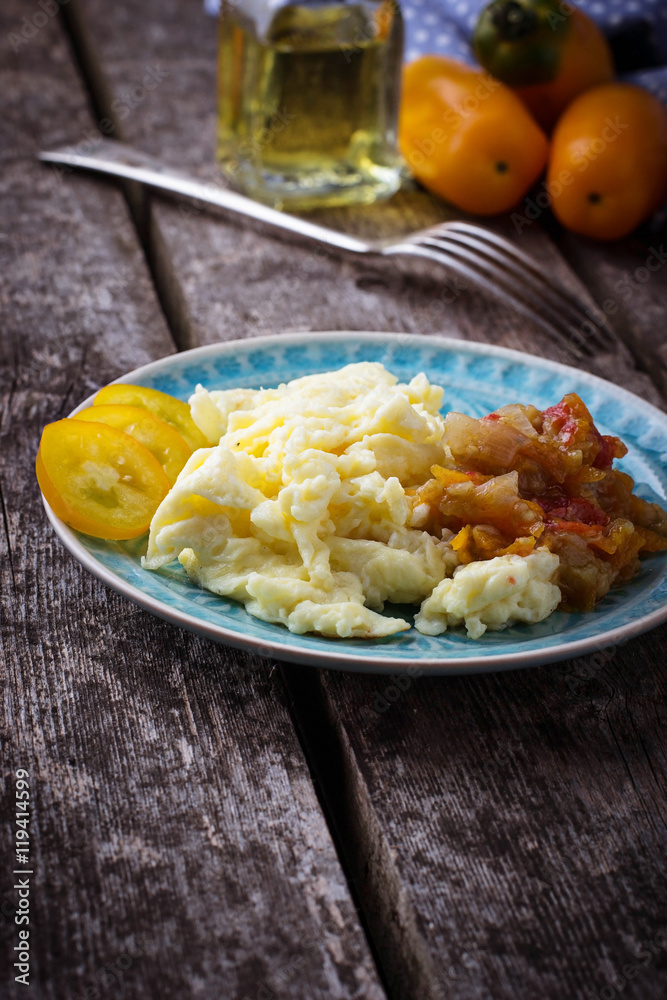 Scrambled eggs with vegetable Scrambled eggs with vegetable