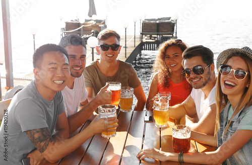 Group of friends hanging ou...