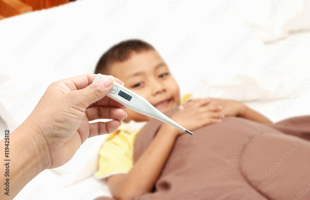 who has fever on bed.