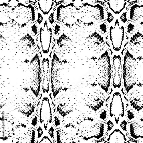 Seamless pattern black on white background. Snake skin texture. Vector