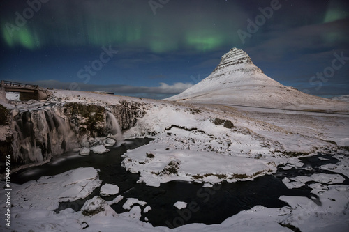 Kirkjufell Symmetry photo