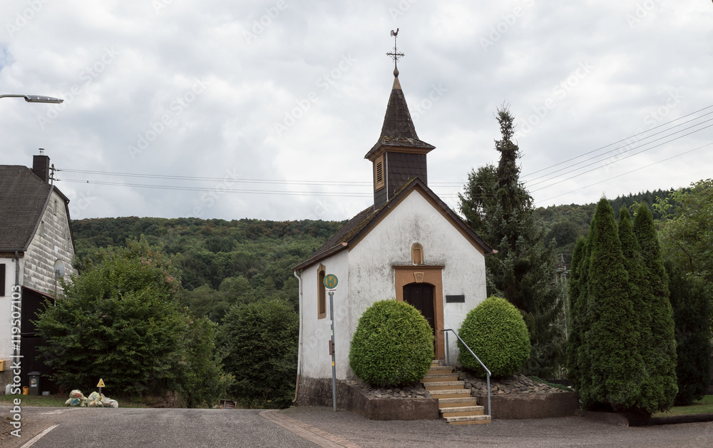 Kirche in Niederlöstern