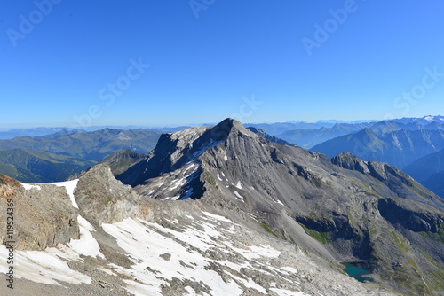 Fototapeta Naklejka Na Ścianę i Meble -  Hintertuxer Gletscher in Tirol - Österreich