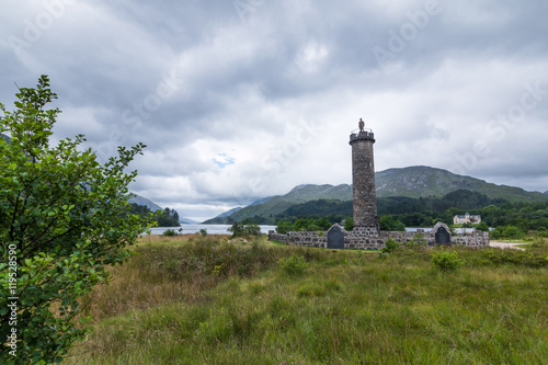 Glenfinnan Monument, Highlands, Schottland photo