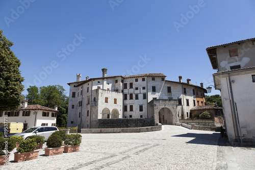Piazza Castello, Valvasone © mauro paolo cascasi
