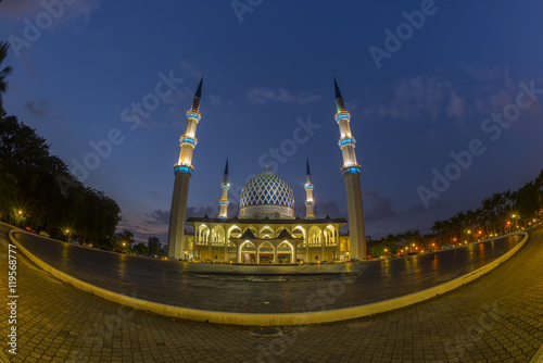 Wallpaper Mural The beautiful Sultan Salahuddin Abdul Aziz Shah Mosque (also known as the Blue Mosque) located at Shah Alam, Selangor, Malaysia with fish eye view lens Torontodigital.ca