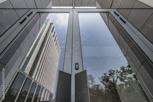 Canvas Print office closed door