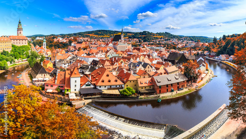 Photos Autumn view with red foliage on the Cesky Krumlov, Czech Republic