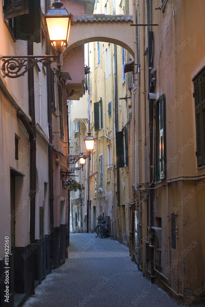 Fototapeta premium Typical Italian narrow street