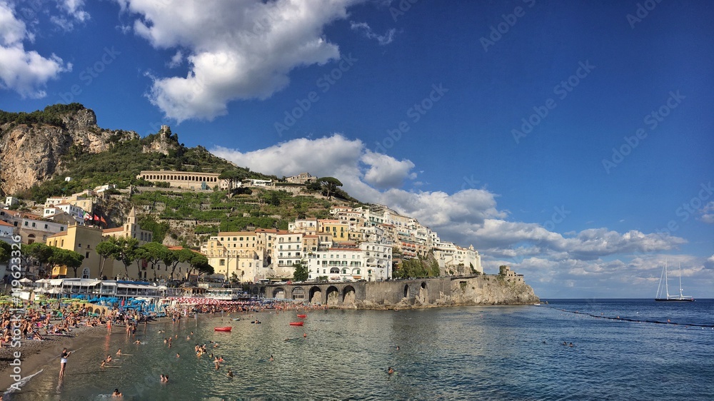 Amalfi spiaggia landscape