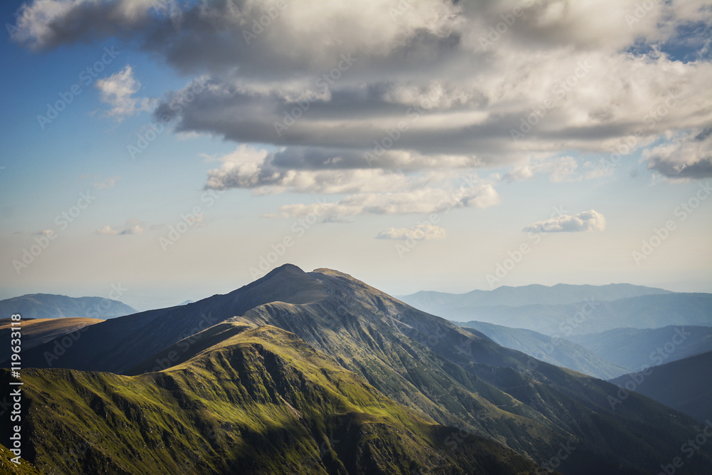 Obraz premium View of Carpathian Mountains, Fagaras, Romania