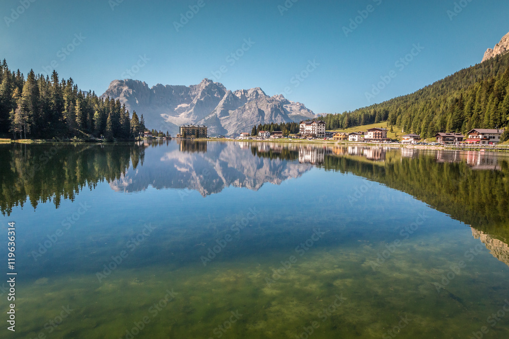 Lago Misurina in Italian Alps