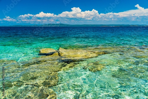 Fototapeta Naklejka Na Ścianę i Meble -  Island with clear blue water