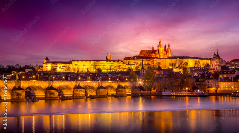 Obraz premium Sunset in Prague