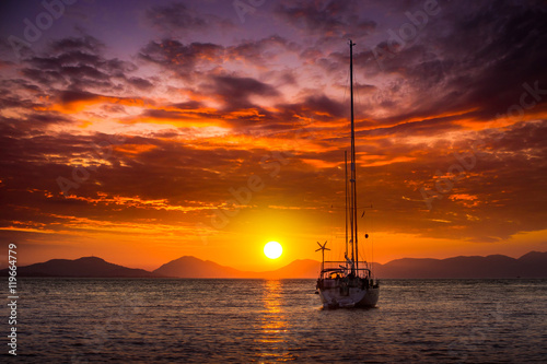 Fototapeta Naklejka Na Ścianę i Meble -  sunset in Greece