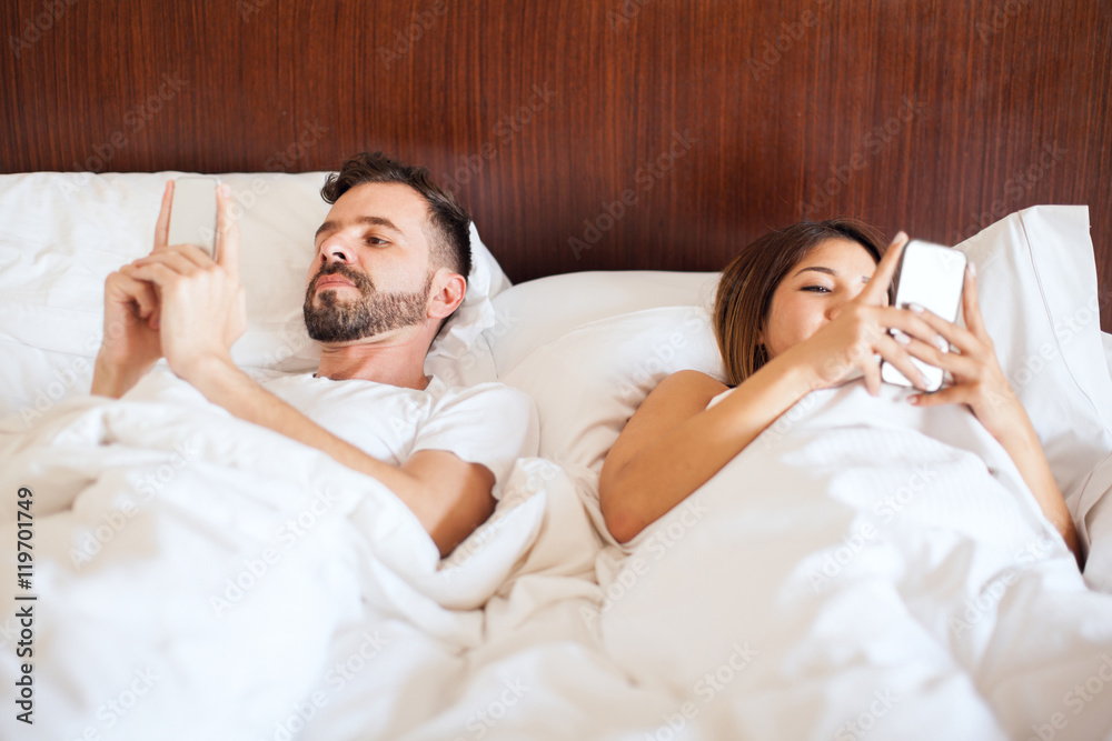 Partners distracted by technology Partners distracted by technology