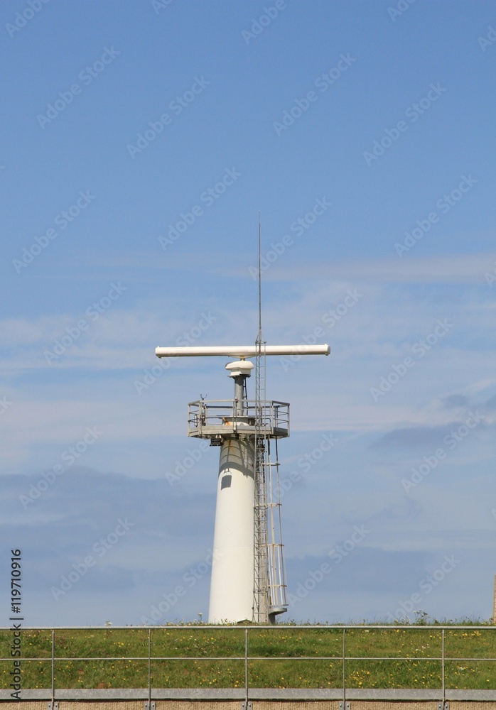 Radar zur Überwchung des Schiffverkehrs Radar zur Überwchung des Schiffverkehrs