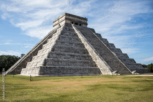 Mexico maya yucatan Chichen Itza ruins 2