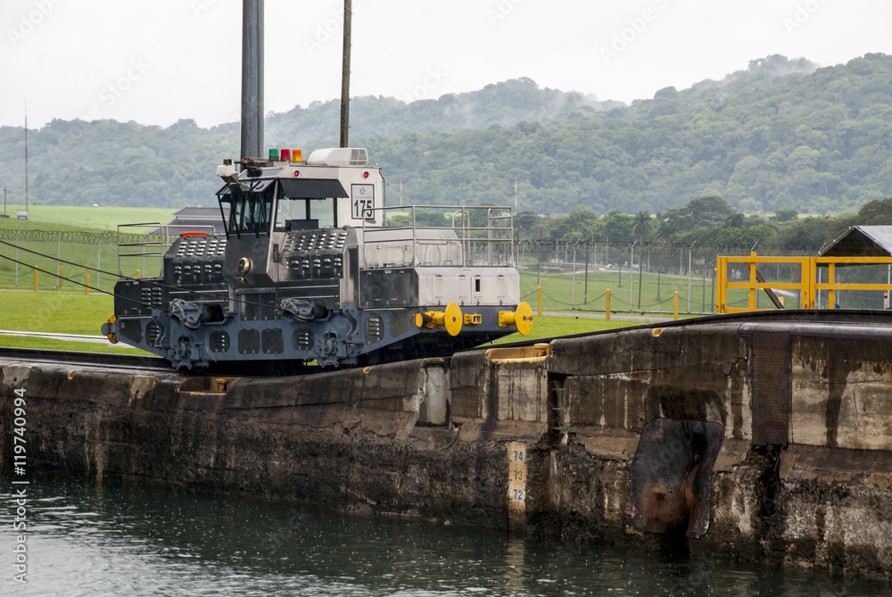 Panama Canal - Gatun Locks