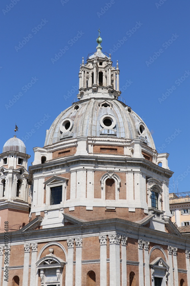 Eglise Santa Maria di Loreto à Rome