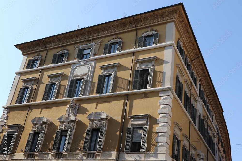 Immeuble ancien à Rome