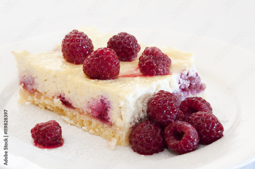 Ricotta cheesecake with raspberries Ricotta cheesecake with raspberries