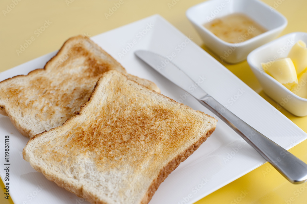 white toast white toast