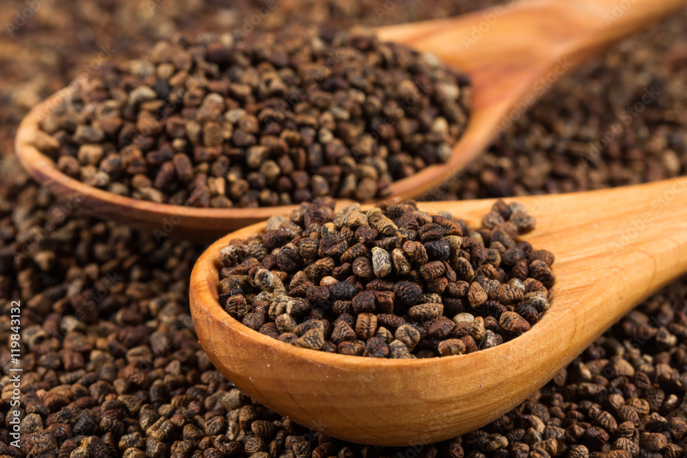 Decorticated cardamom seeds Decorticated cardamom seeds