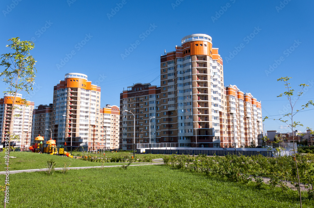 Well-maintained apartment complex Well-maintained apartment complex