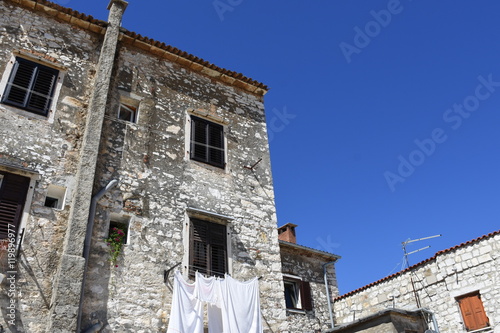 Umag, Istrien, Altstadt, Stadt, Haus, Häuser, Wäsche, Gasse photo