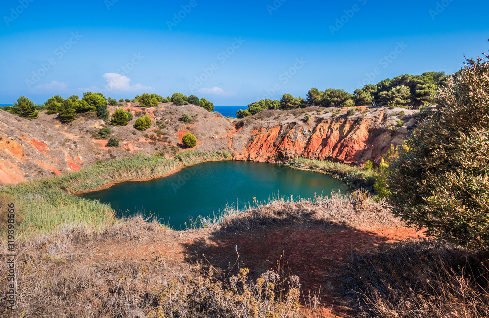 lago di bauxite Otranto