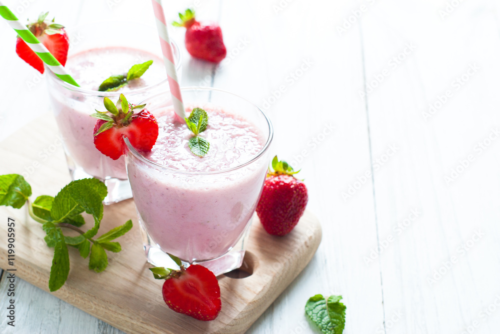 Milkshake with fresh strawberries Milkshake with fresh strawberries