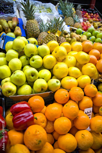  Fruits in market