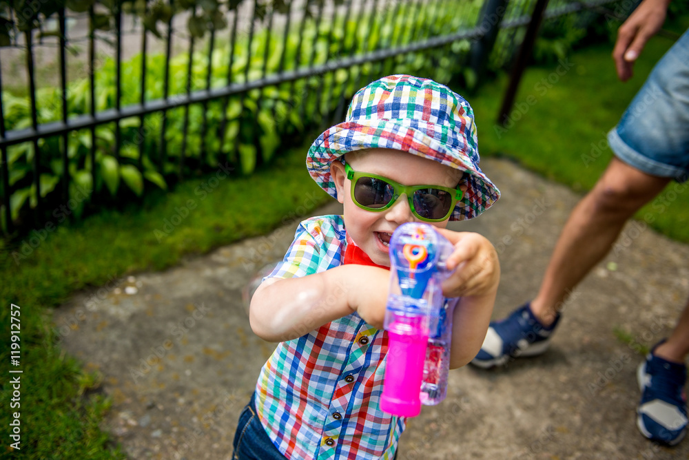 Naklejka premium Boy in a hat