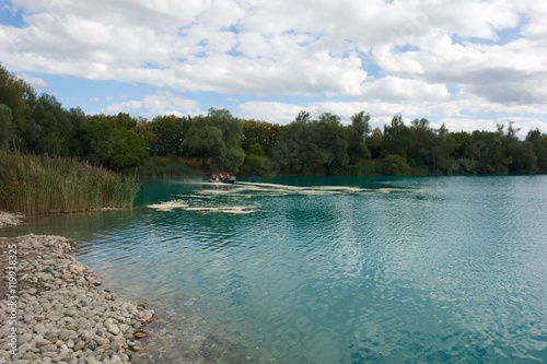 See mit Schlauchboot