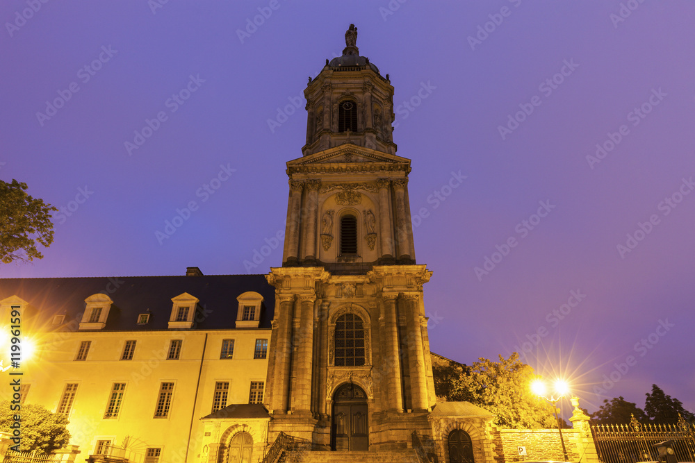 Fototapeta premium Notre-Dame-en-Saint-Melaine Church in Rennes