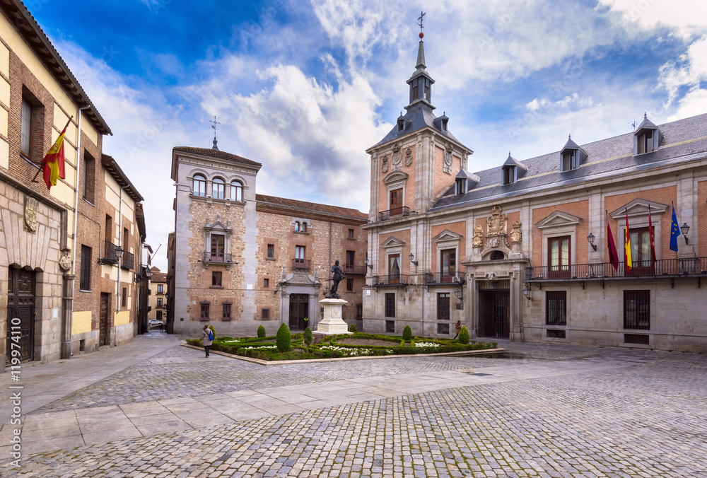 Fototapeta premium View of old Plaza de La Villa in the old town of Madrid, Spain