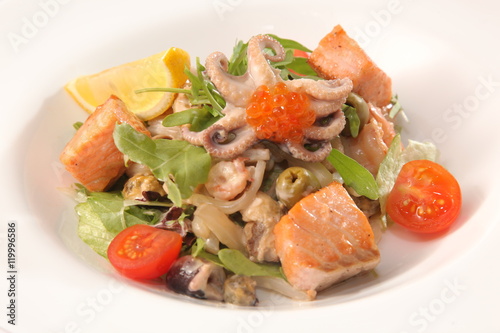 Salad with smoked salmon and seafood