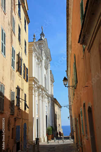 Corse, ruelle de la citadelle de Bastia