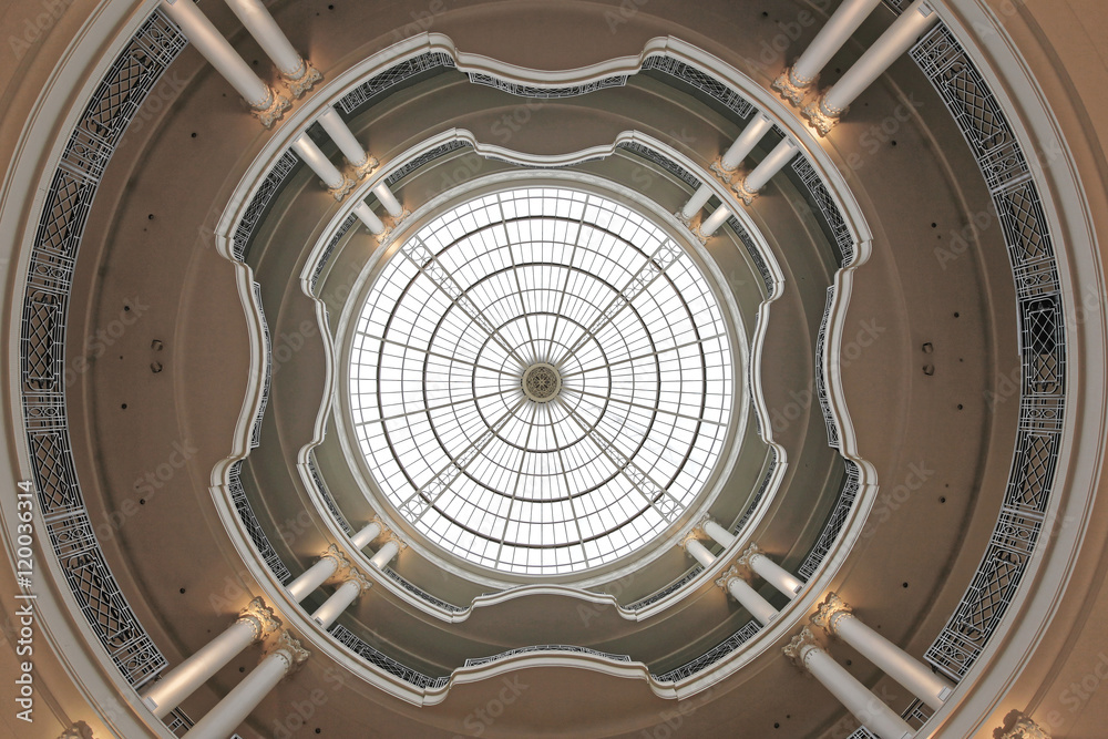 Obraz premium Round Ceiling Window