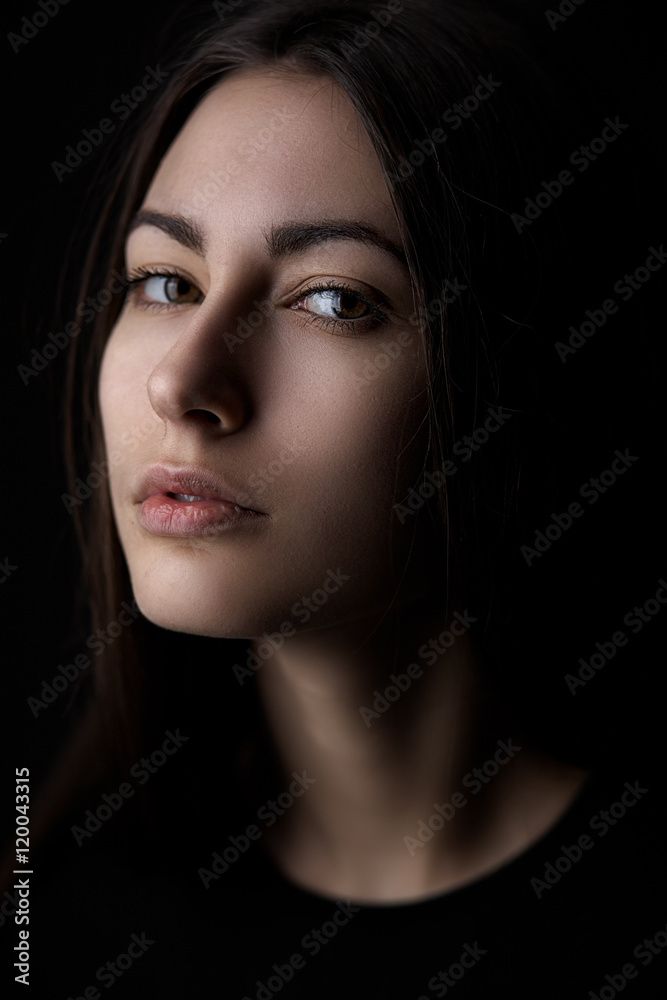 Natural brunette beauty - no makeup Natural brunette beauty - no makeup