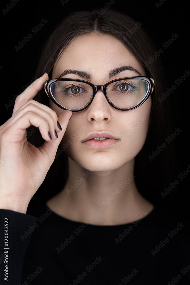 Natural brunette beauty with glasses Natural brunette beauty with glasses