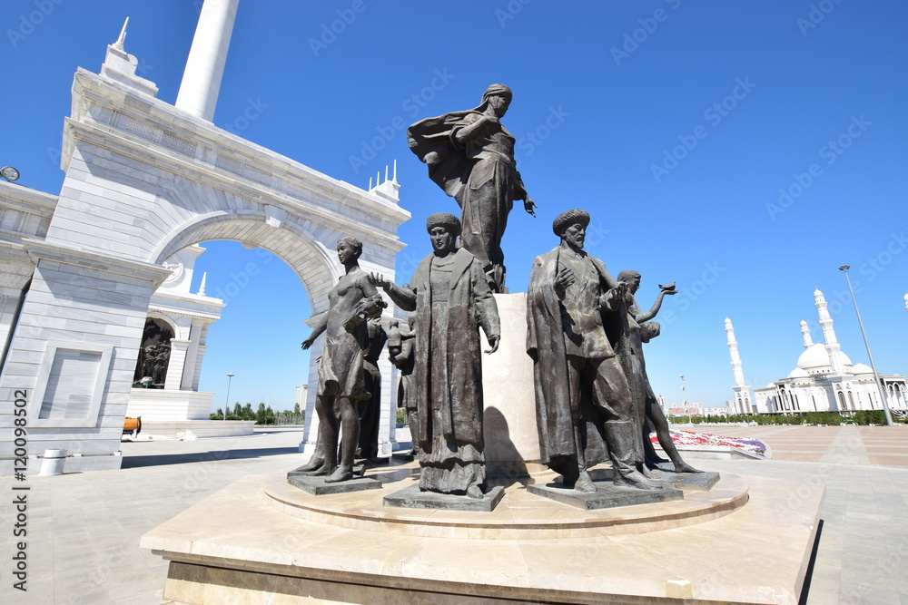 Obraz premium Sculptural group in the Independence Square in Astana, Kazakhstan