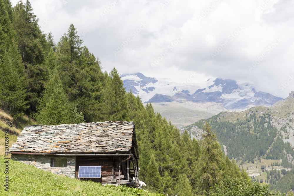 Valley Aoste: Alpine panorama with Walser huts