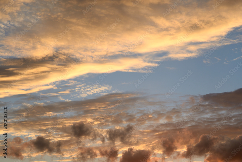 Fototapeta premium Cloud sky at sunset.